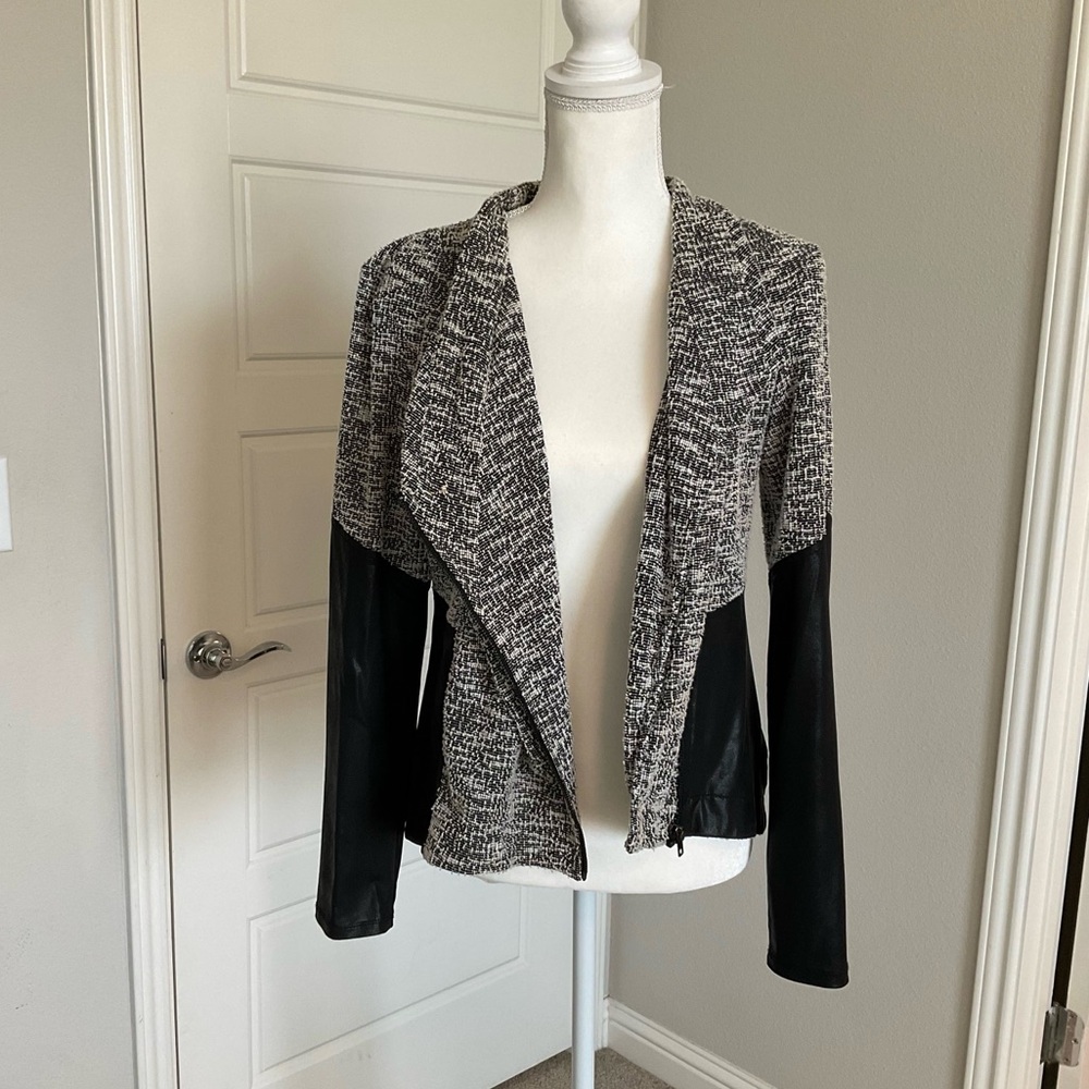 Jessica Simpson Jacket / Black, White, and Grey